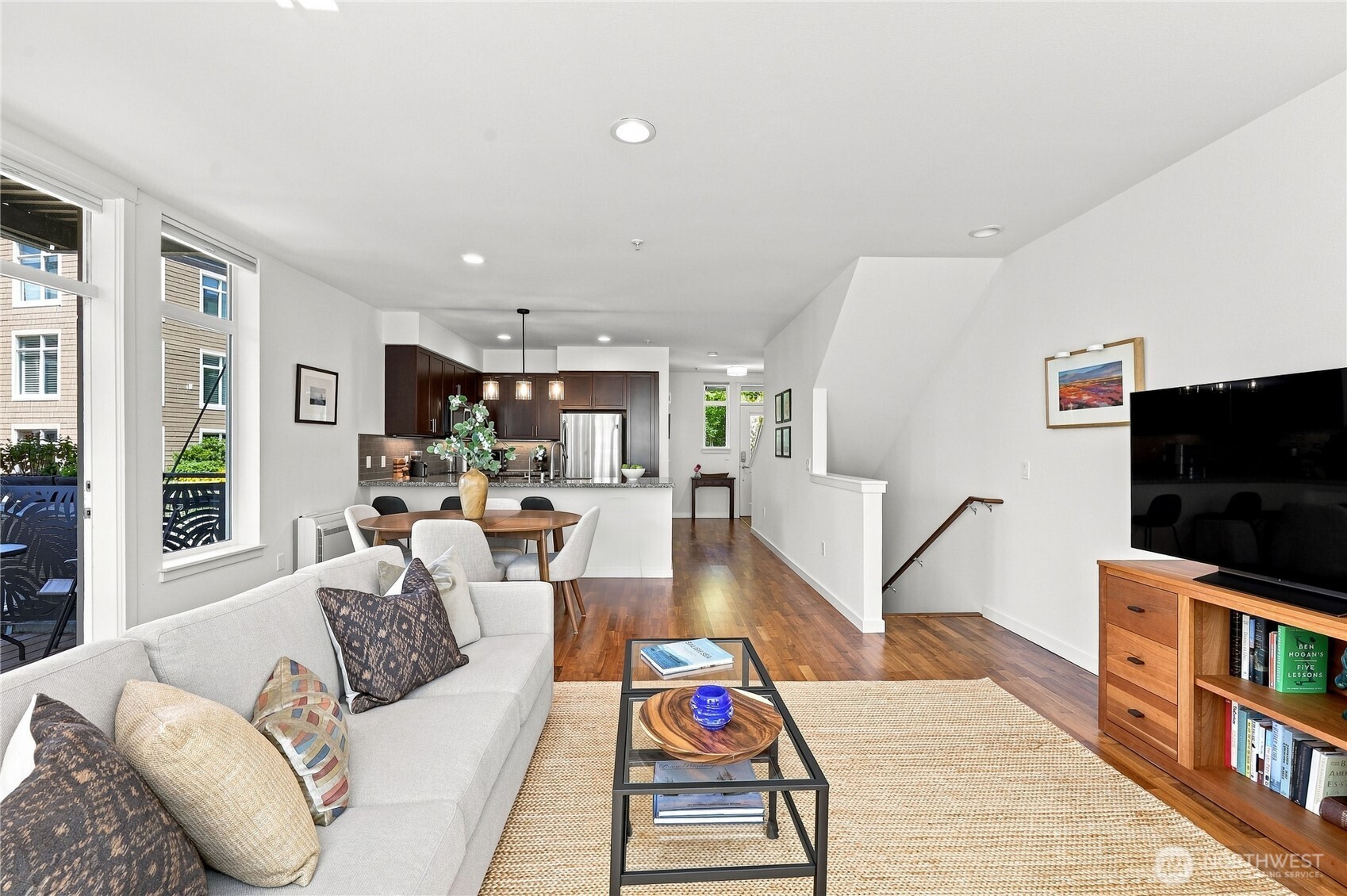 130 Harbor Square Loop H1 Property Photo 2
