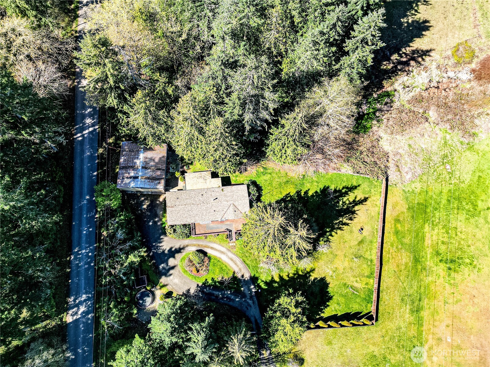 106 S Jensen Road Property Photo 4