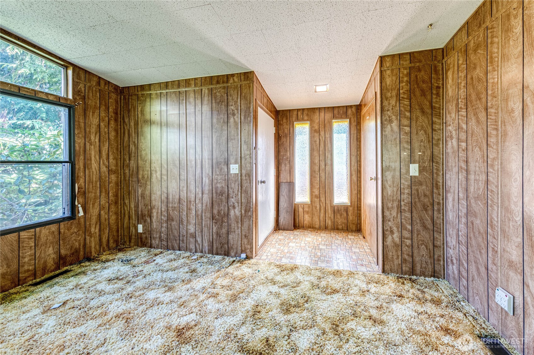 106 S Jensen Road Property Photo 6