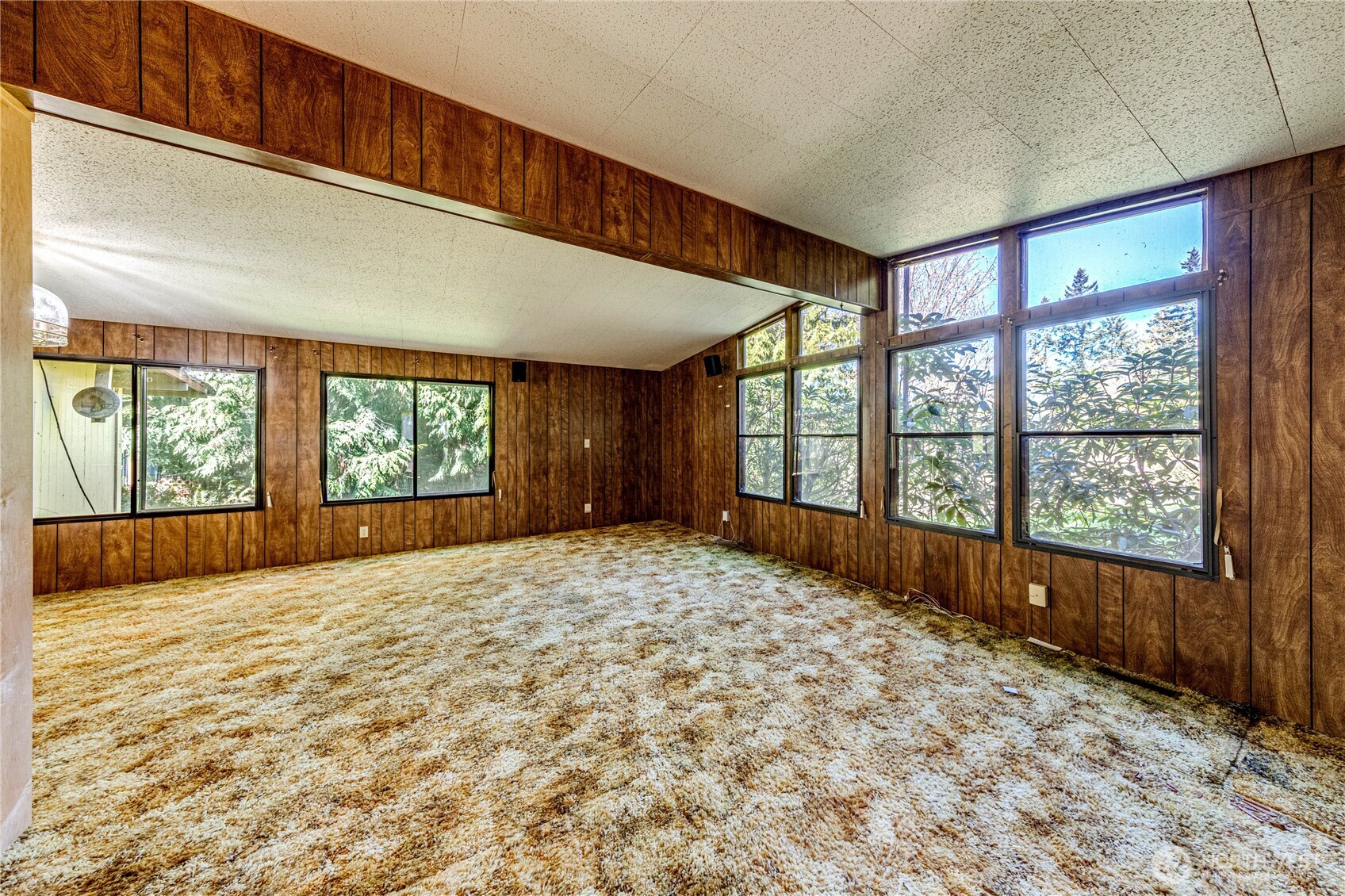 106 S Jensen Road Property Photo 7