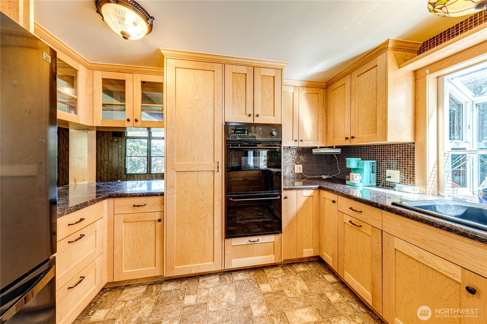 106 S Jensen Road Property Photo 13