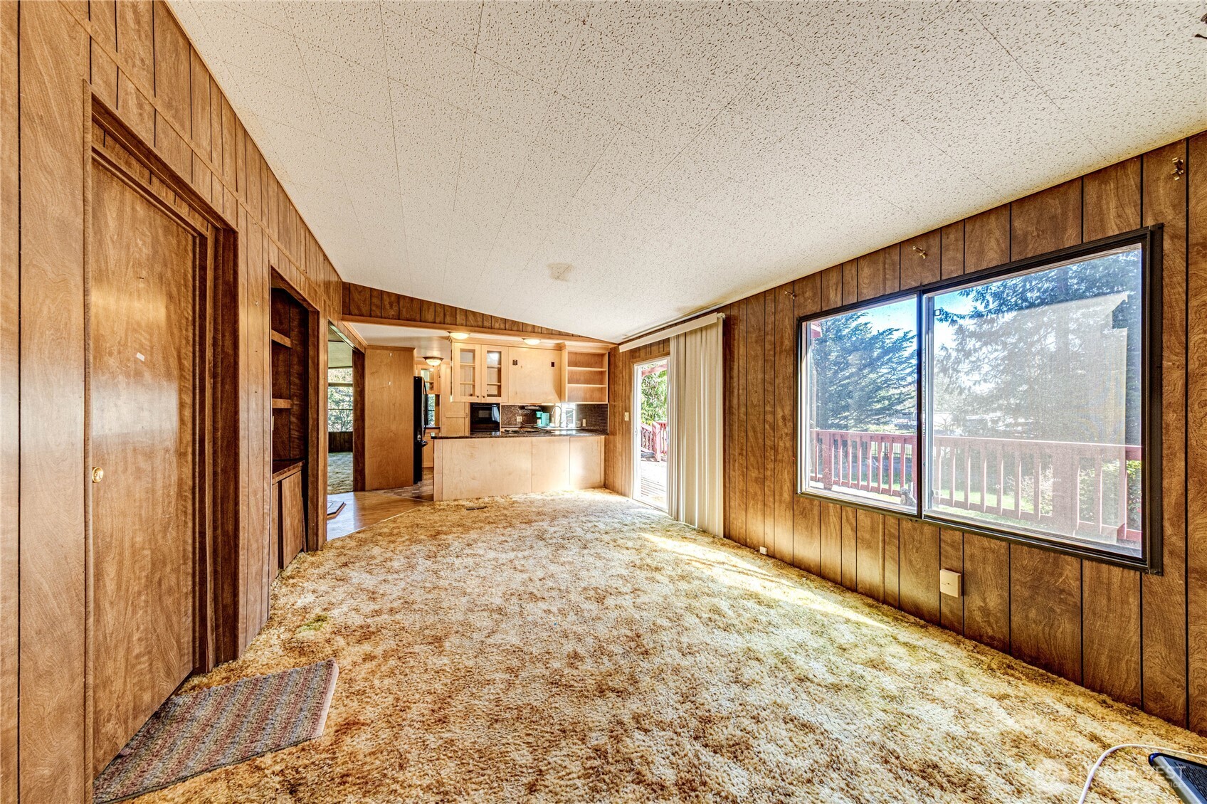 106 S Jensen Road Property Photo 18