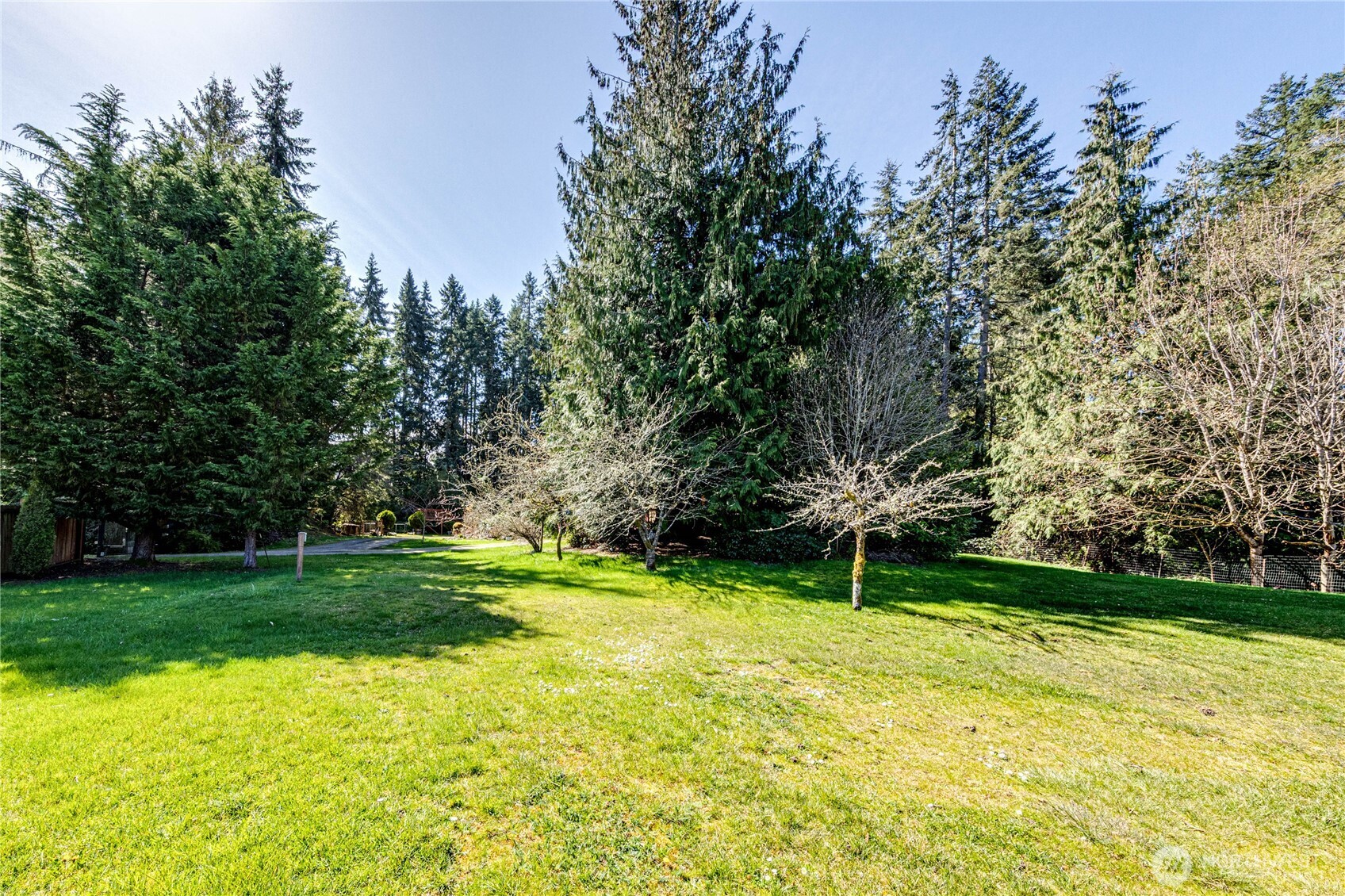 106 S Jensen Road Property Photo 29