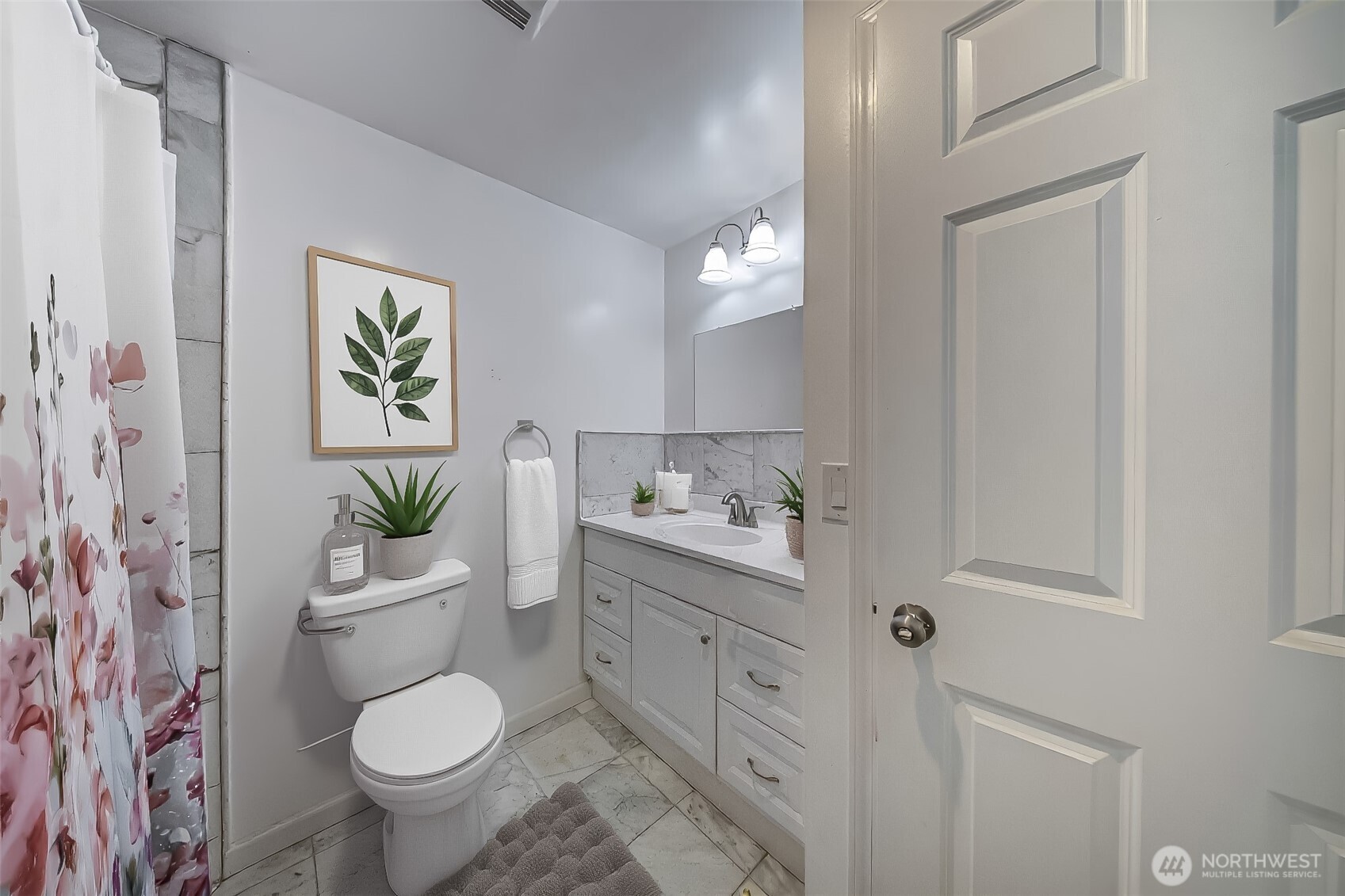 207 Seattle Street Property Photo 24