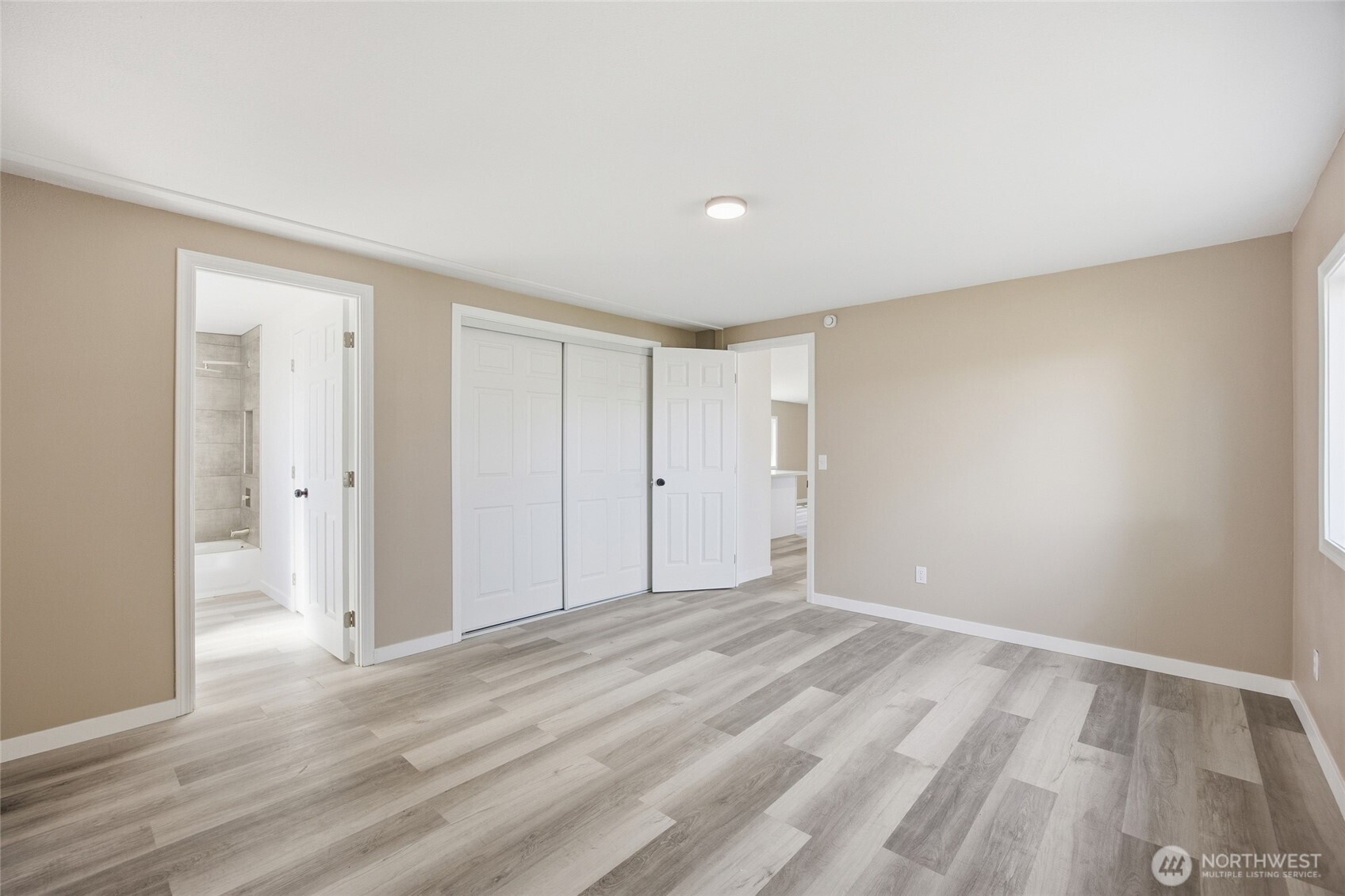 4000 Longview Street 96 Property Photo 17