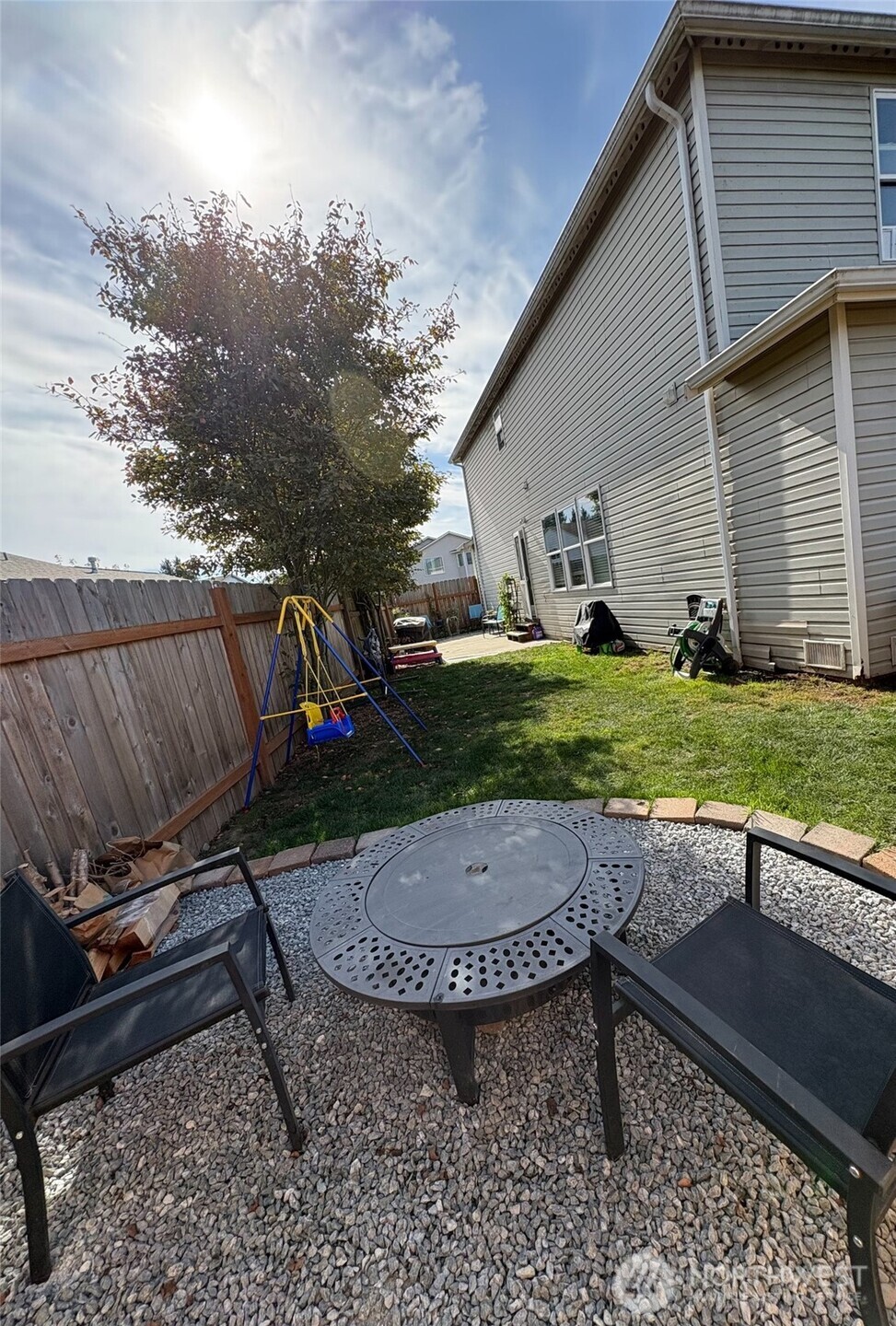 3417 Rosewood Street Property Photo 3