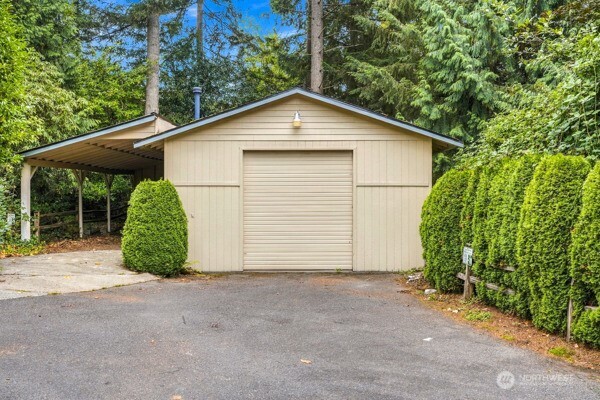15803 60th Avenue Property Photo 3
