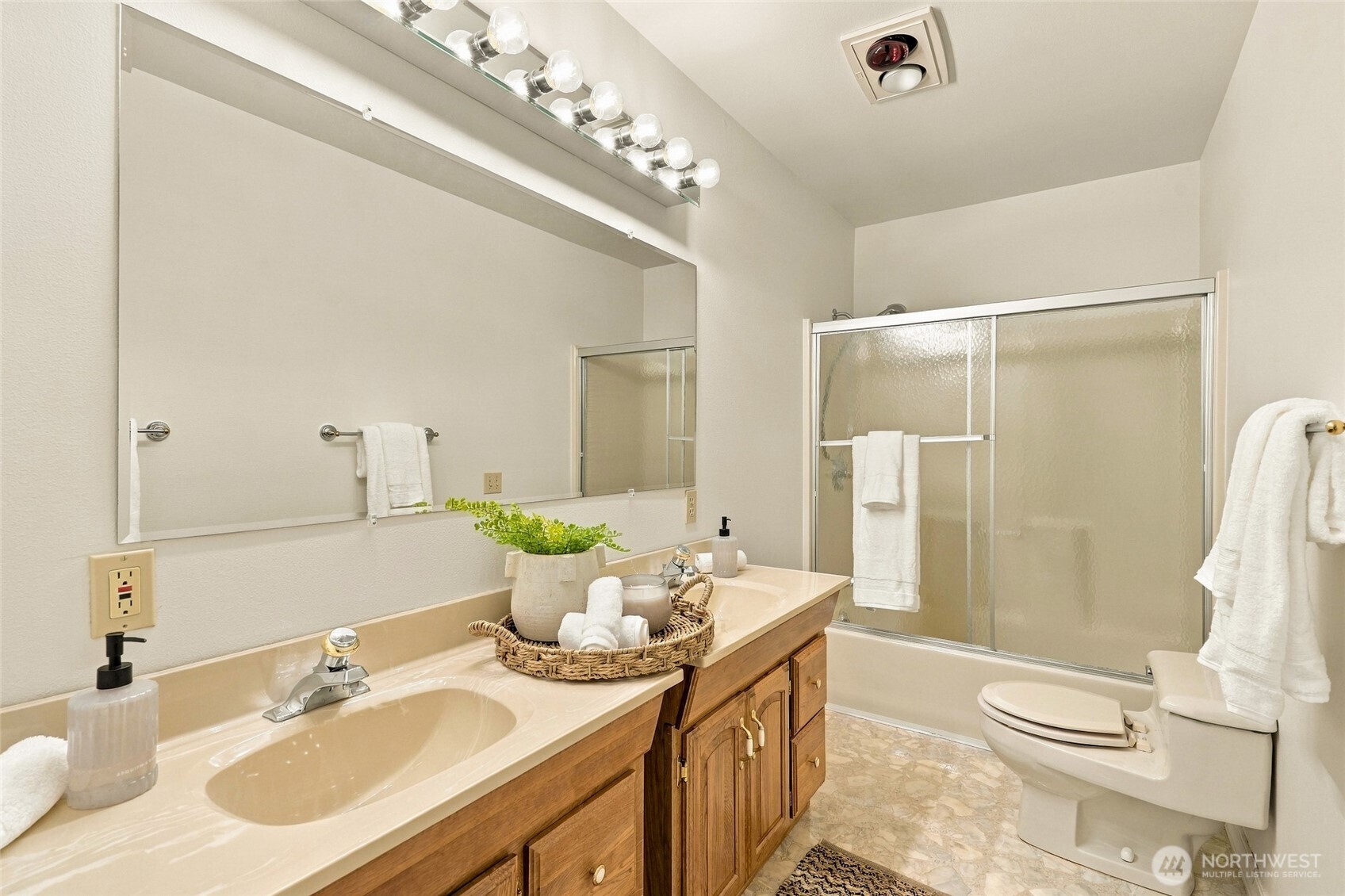 15803 60th Avenue Property Photo 31