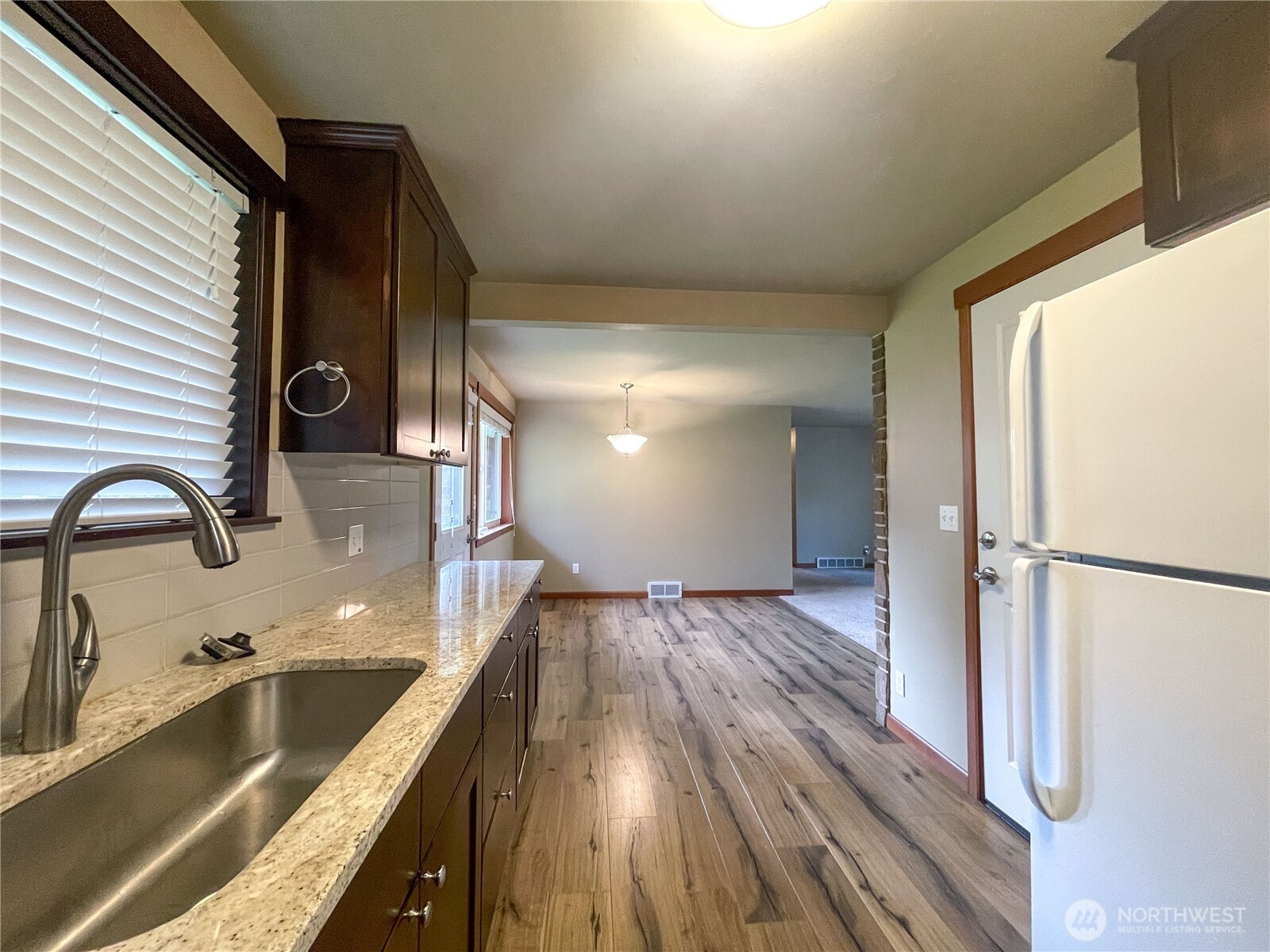 1334 N 180th Street Property Photo 11