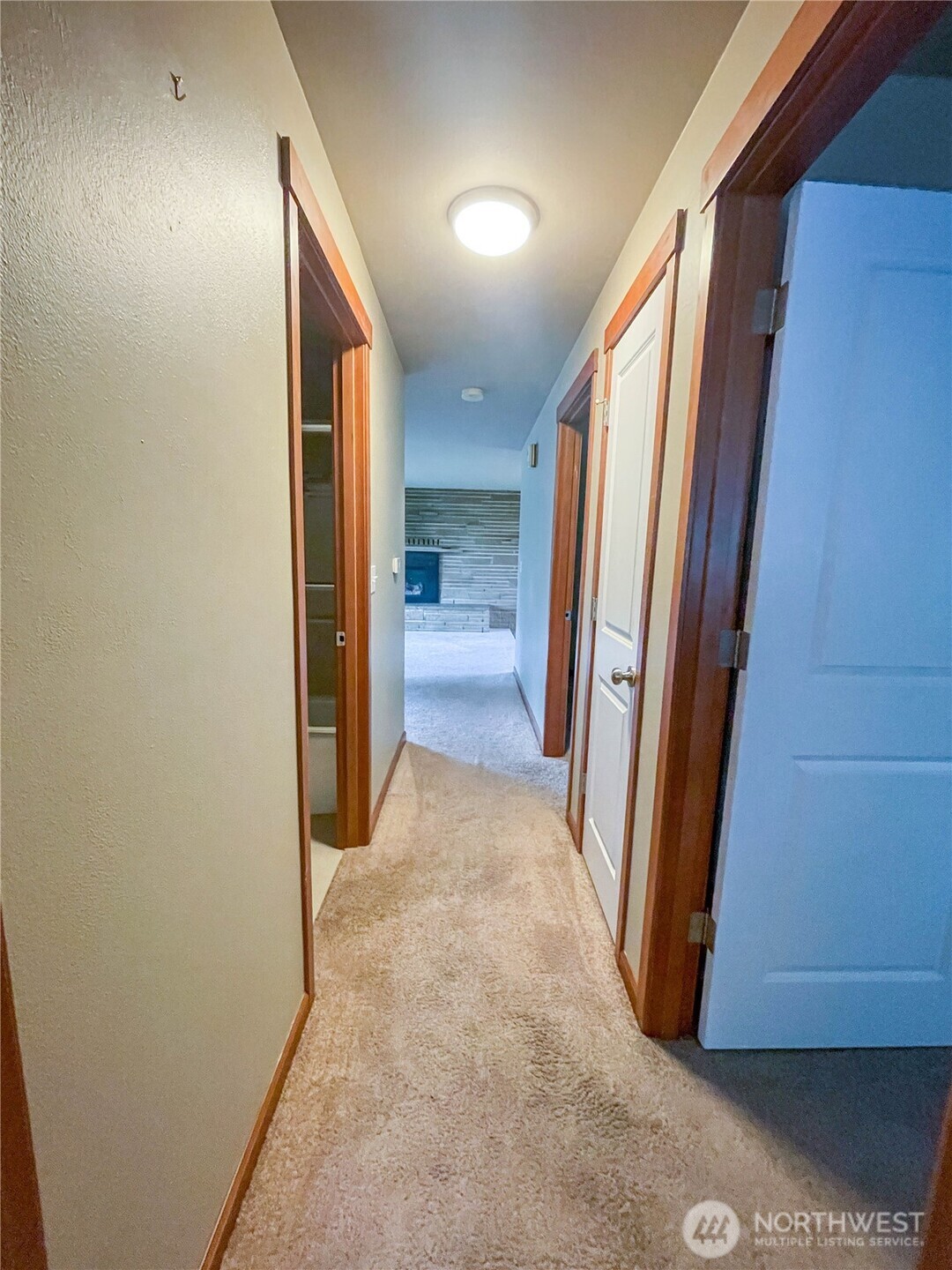 1334 N 180th Street Property Photo 23