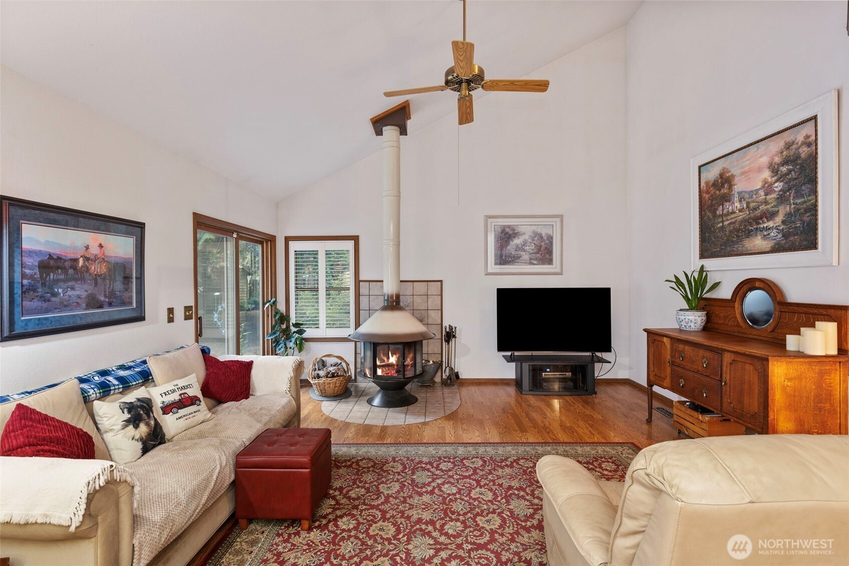 27520 Lindvog Road Property Photo 14