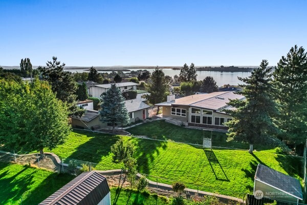 61 Pelican Place Property Photo 8