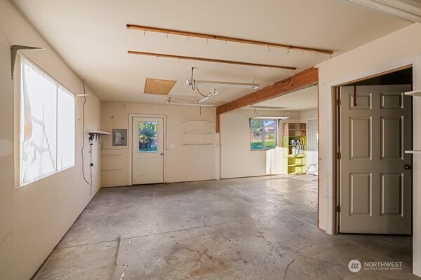61 Pelican Place Property Photo 9