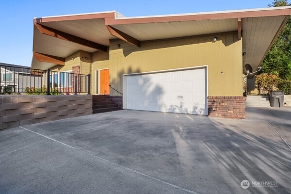 61 Pelican Place Property Photo 15