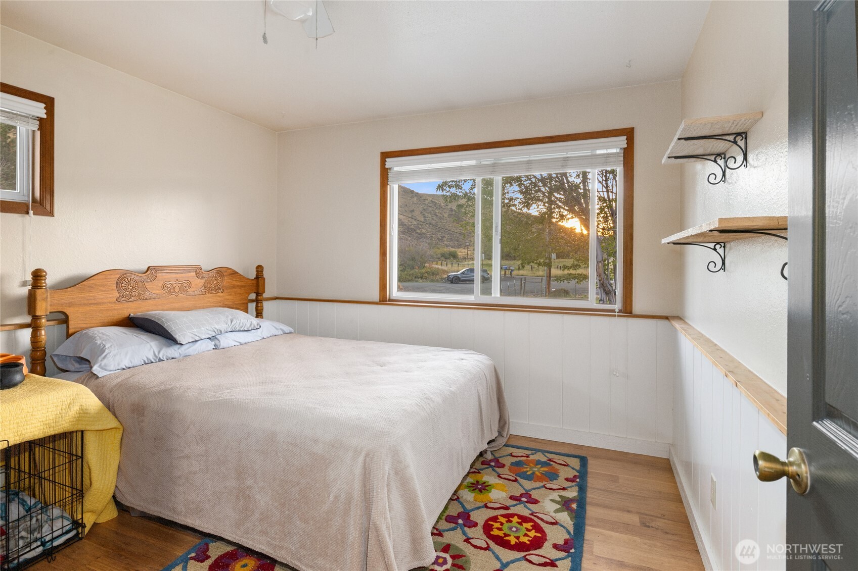 7600 Manastash Road Property Photo 17