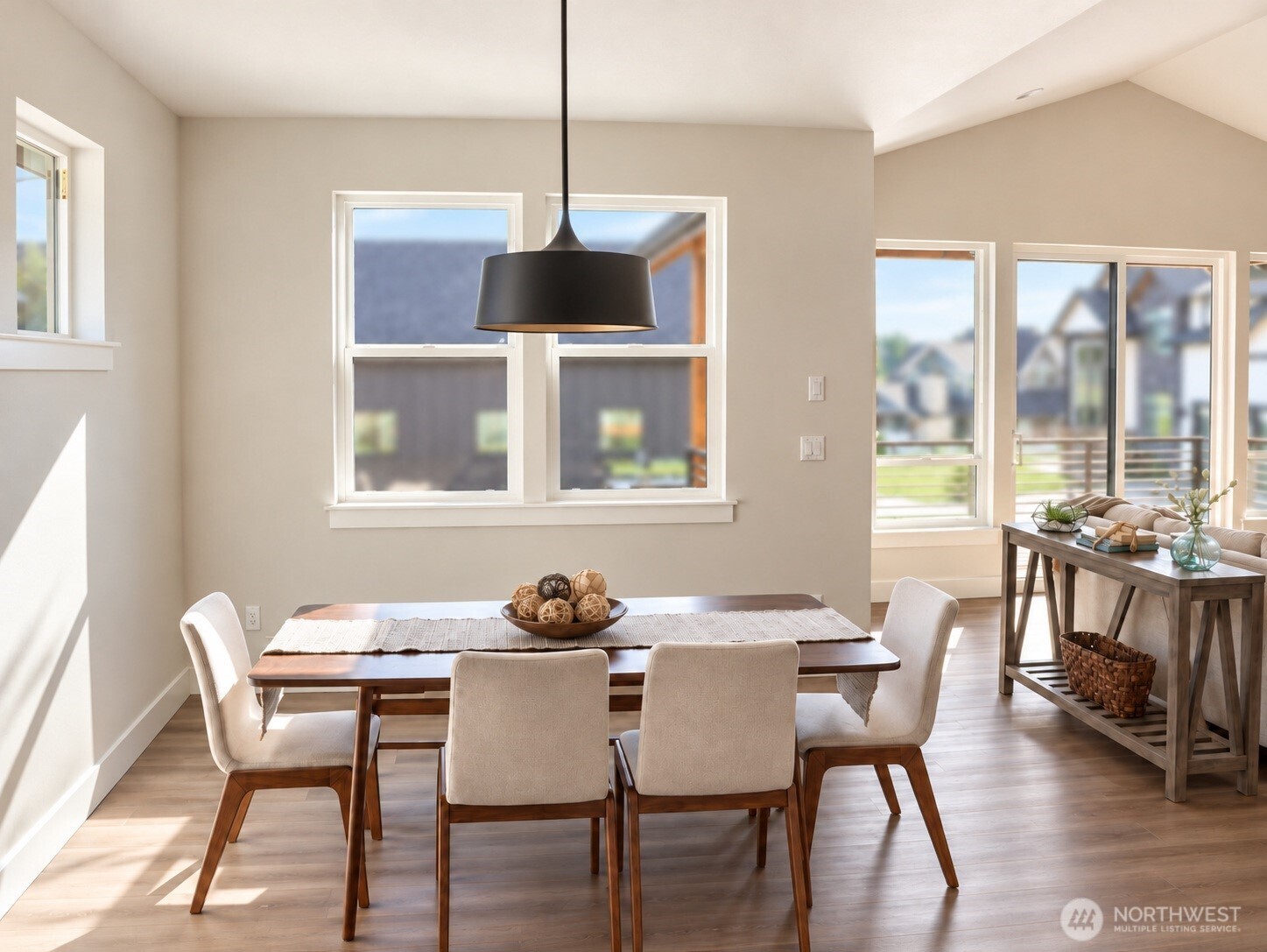 427 Sandlot Court Property Photo 4