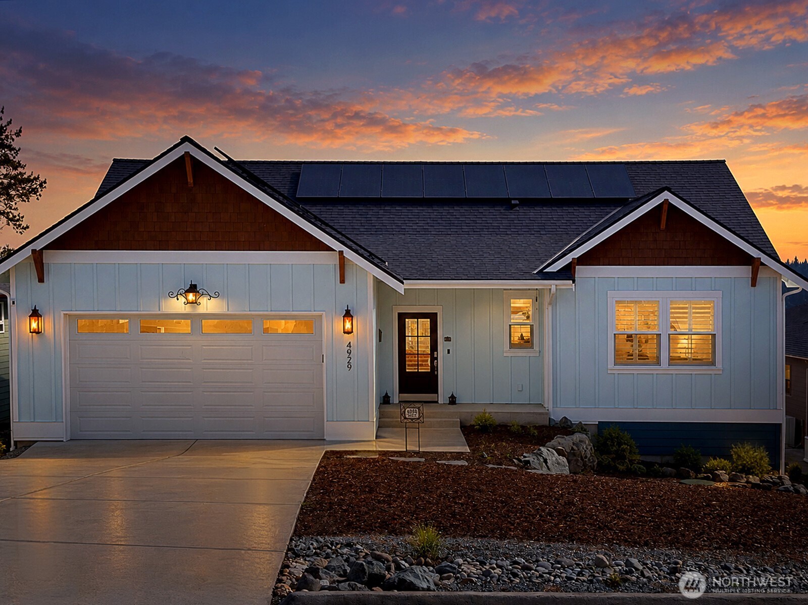 4929 Harbor Hills Drive Property Photo 1
