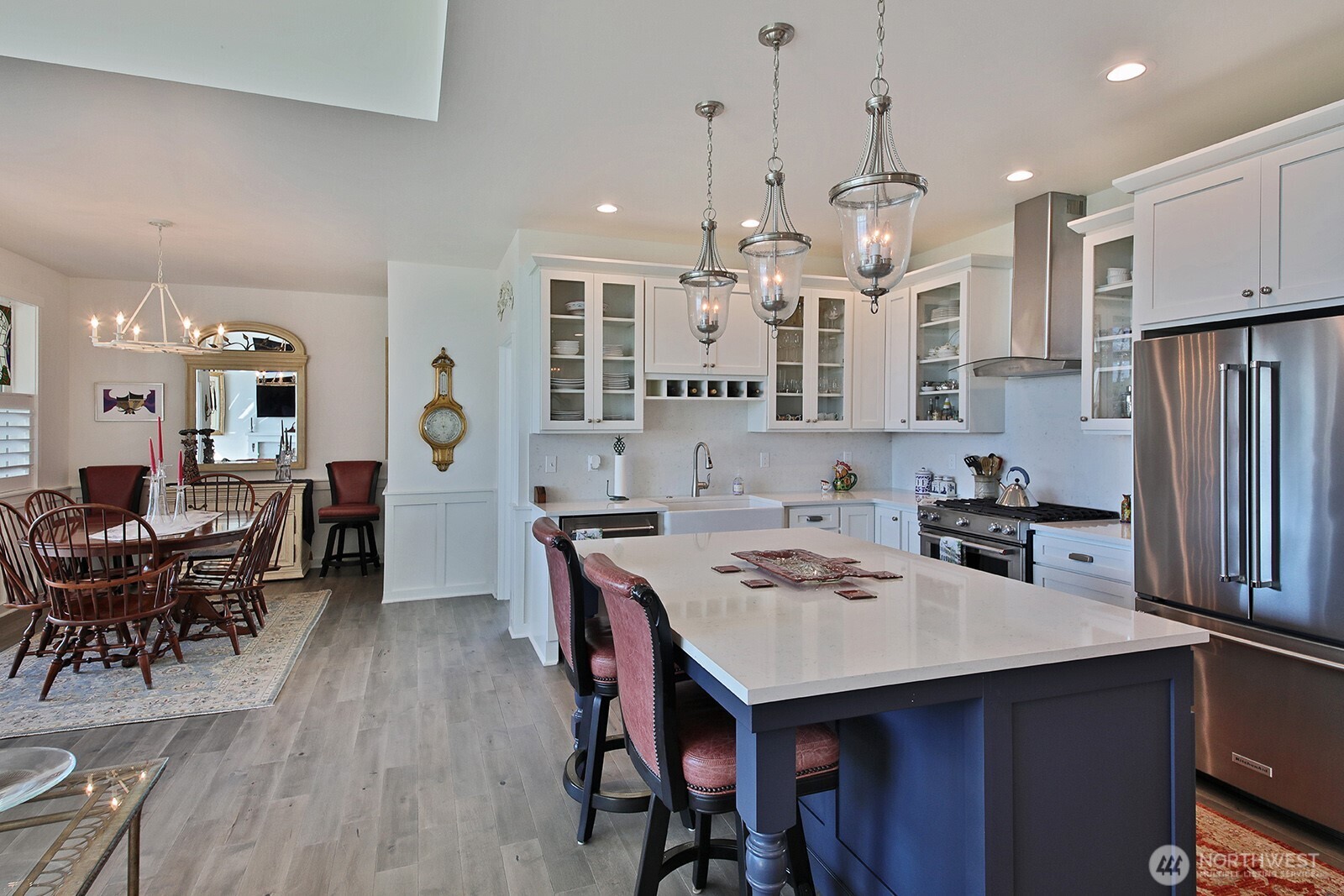 4929 Harbor Hills Drive Property Photo 12