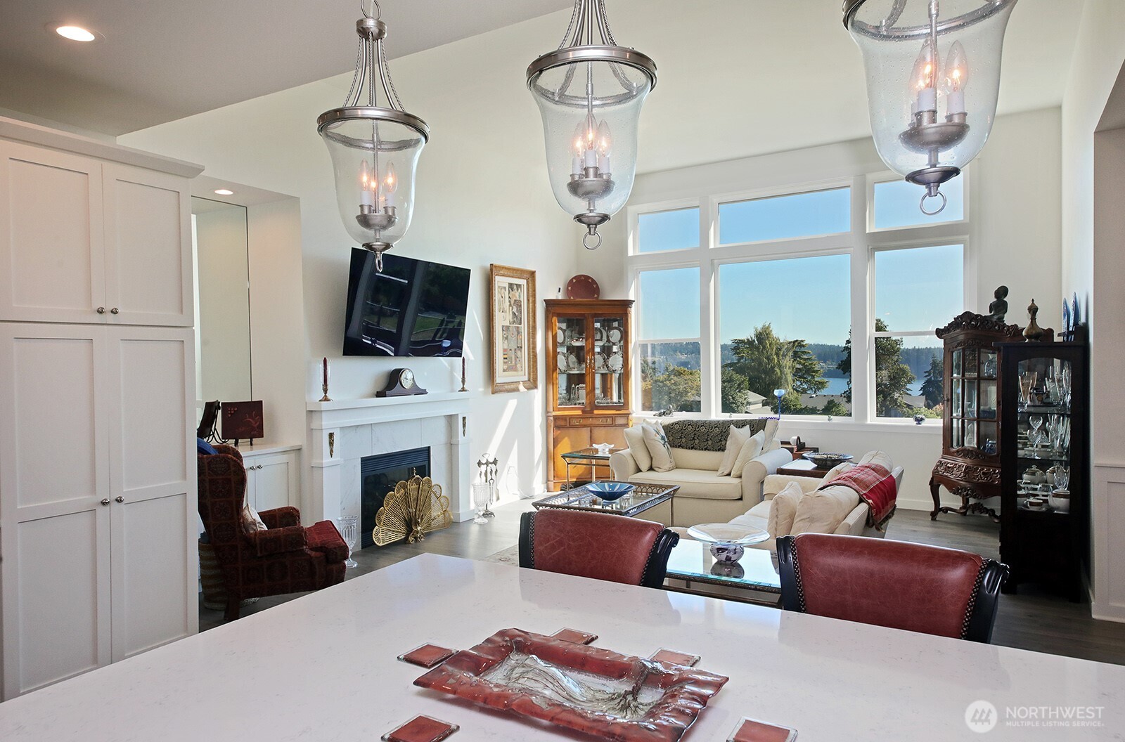 4929 Harbor Hills Drive Property Photo 13
