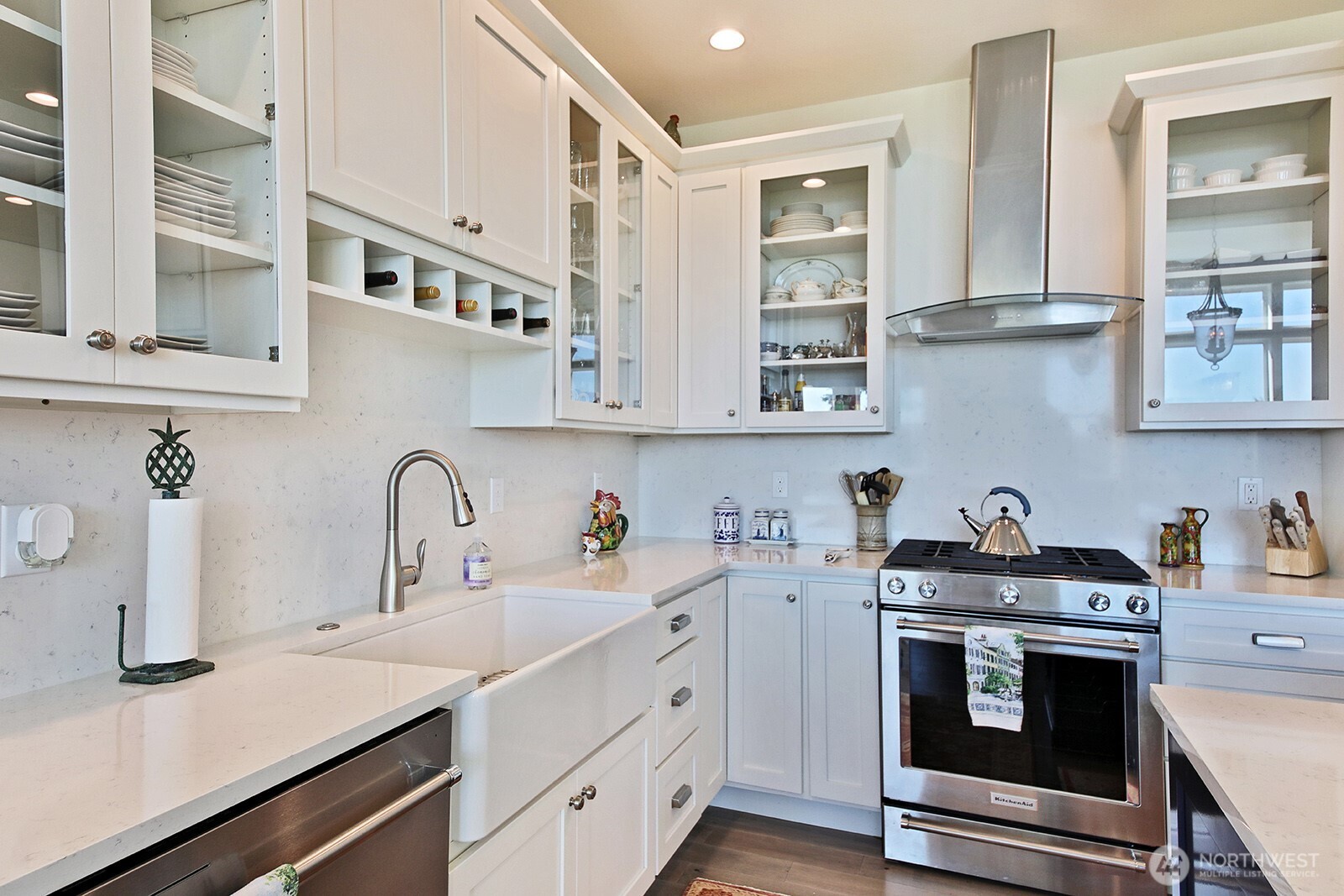 4929 Harbor Hills Drive Property Photo 15