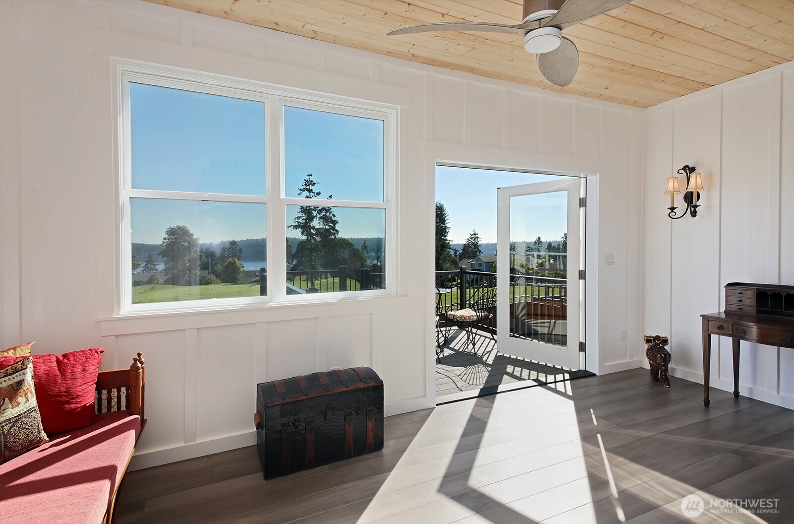 4929 Harbor Hills Drive Property Photo 25