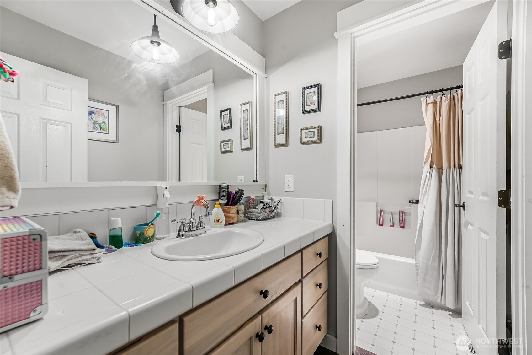 2077 Wagner Road Property Photo 19