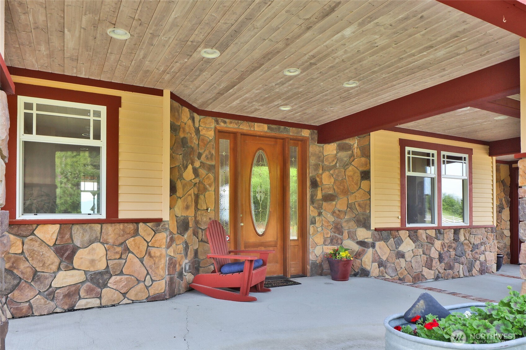 18077 Fox Hollow Lane Property Photo 6