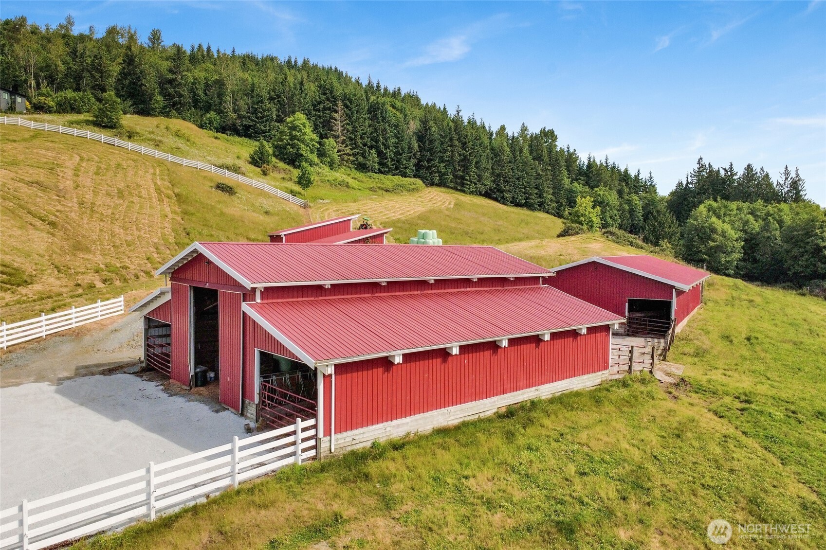 18077 Fox Hollow Lane Property Photo 13