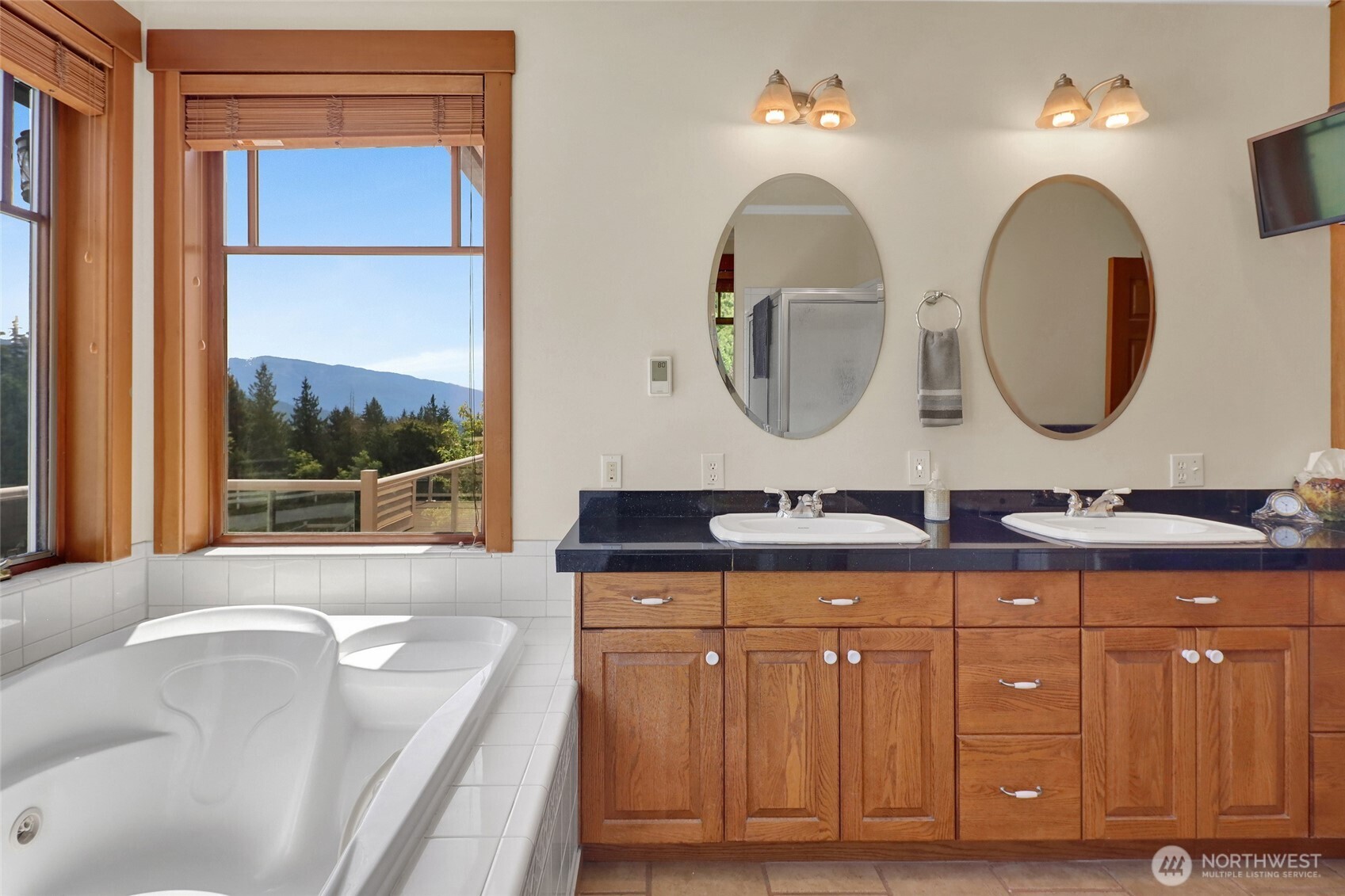 18077 Fox Hollow Lane Property Photo 26