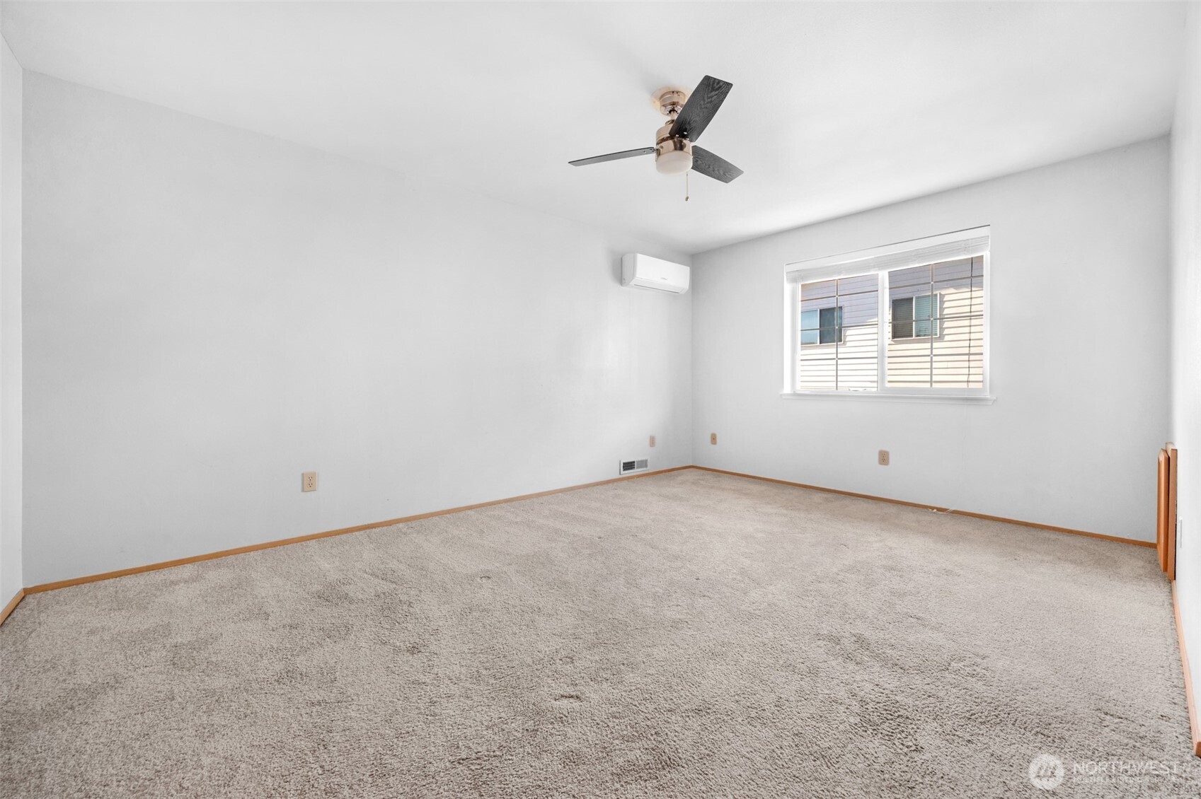 17628 27th Avenue Property Photo 9
