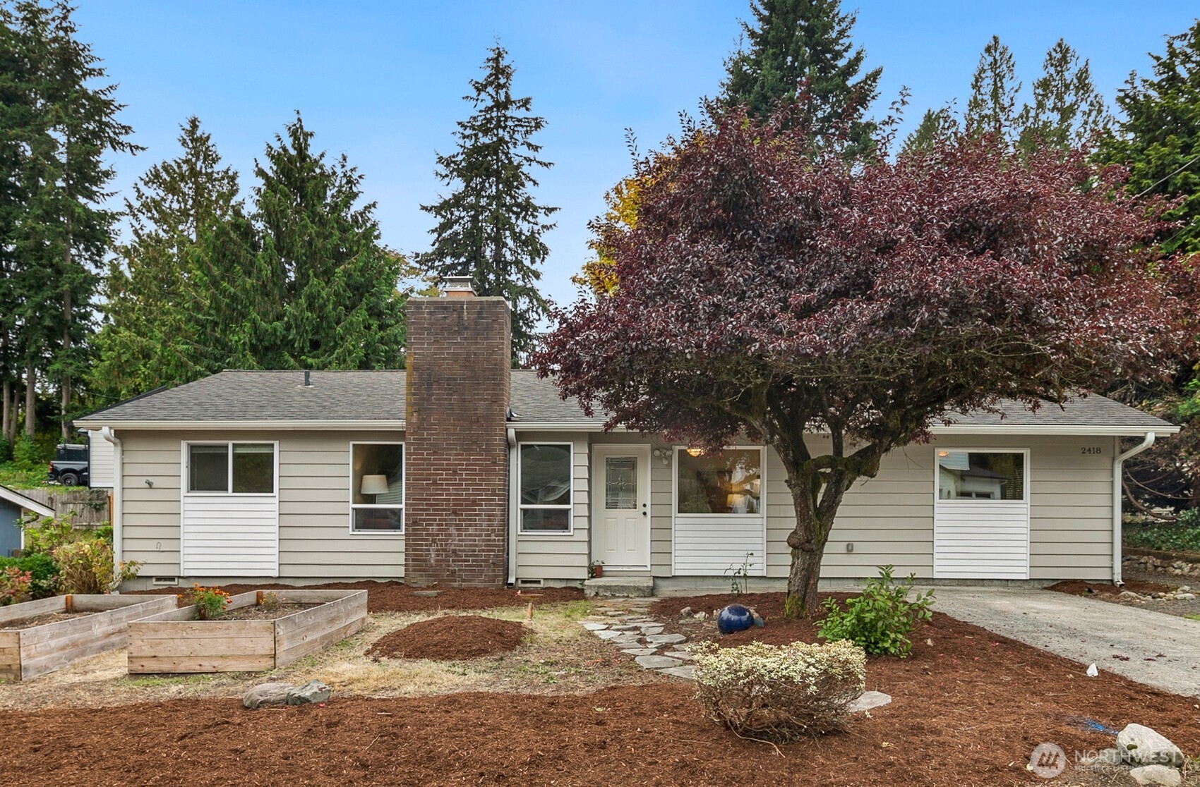 2418 74th Street Property Photo 1