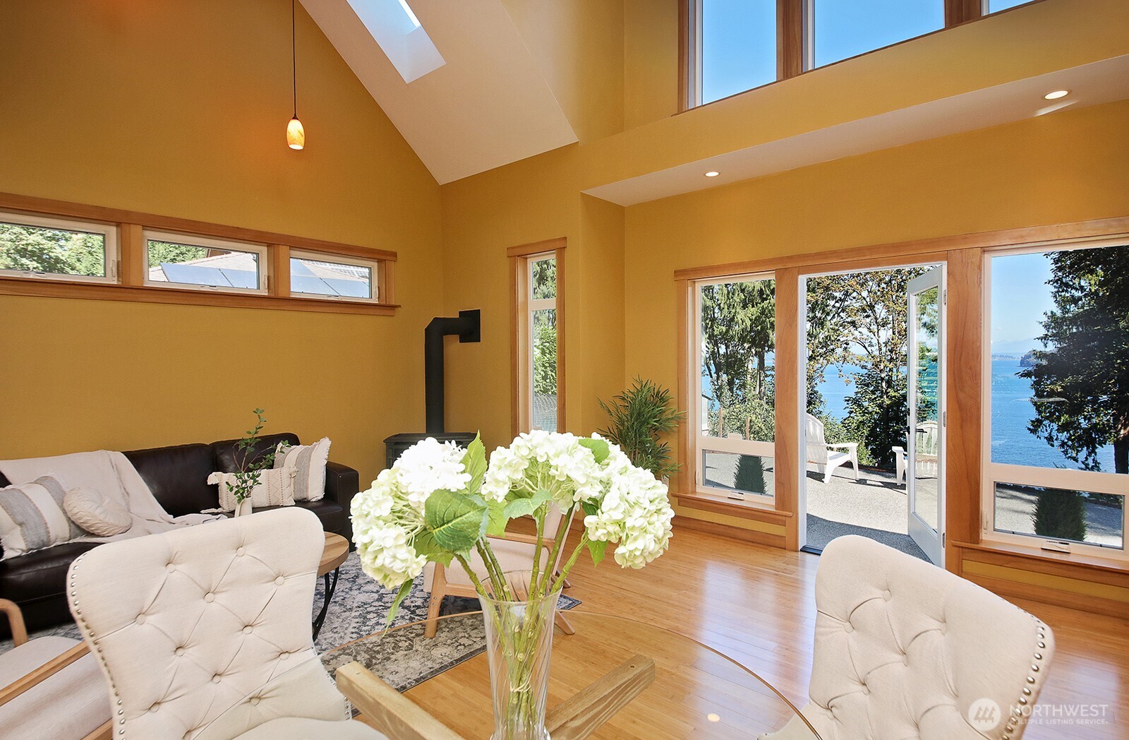 5279 Whitehorse Lane Property Photo 10