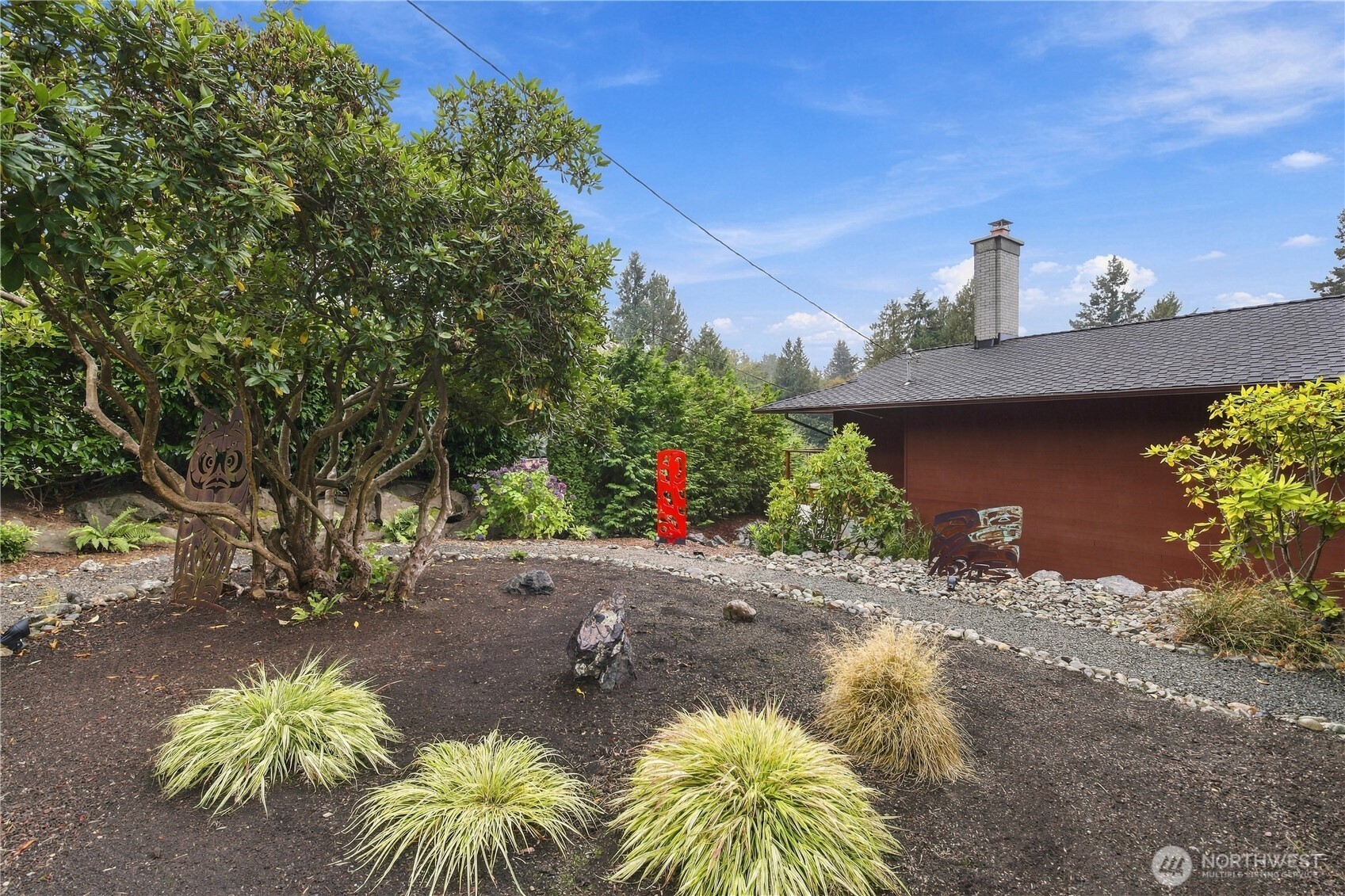 4106 Cliff Drive Property Photo 2