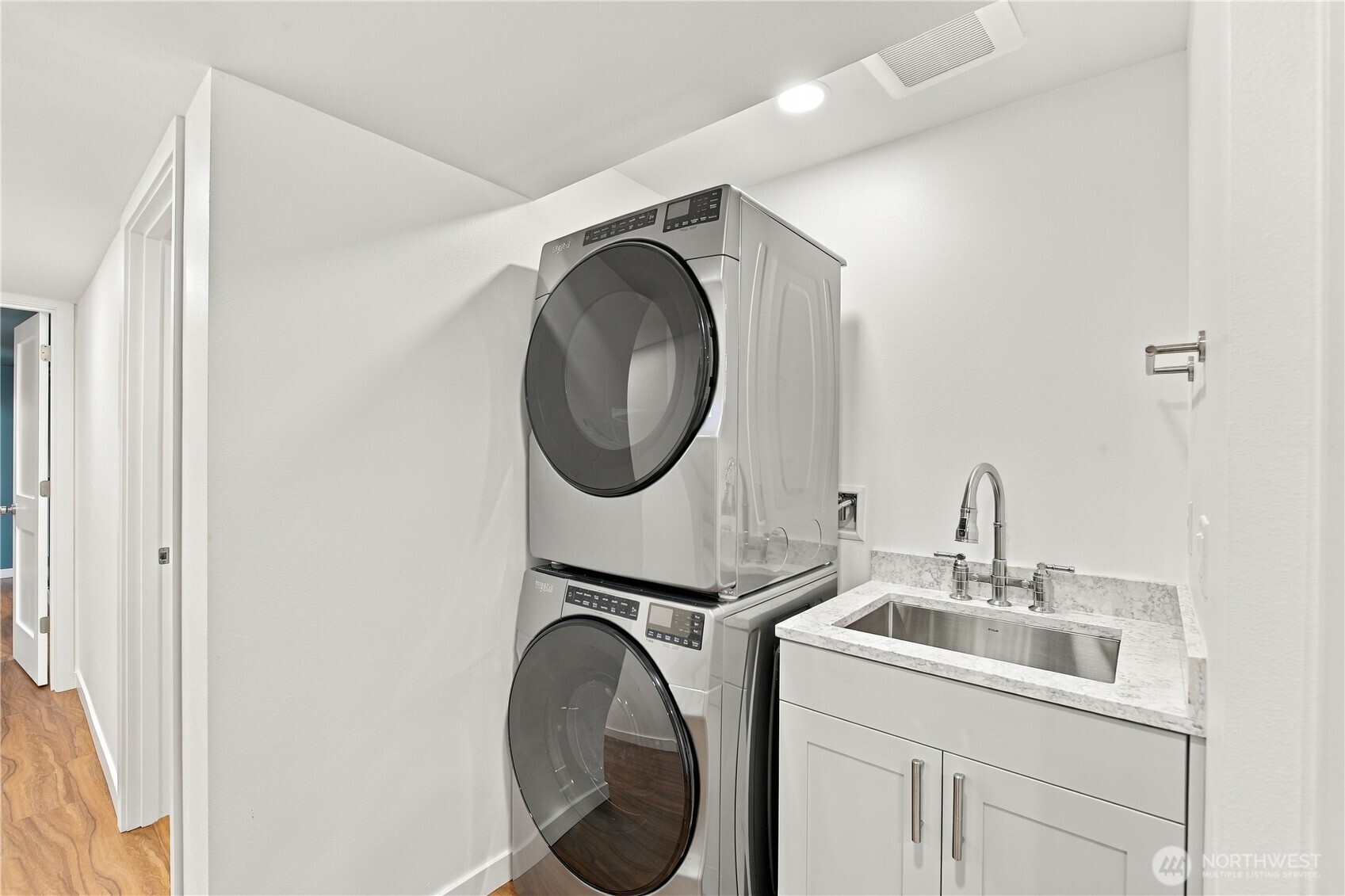 4106 Cliff Drive Property Photo 26