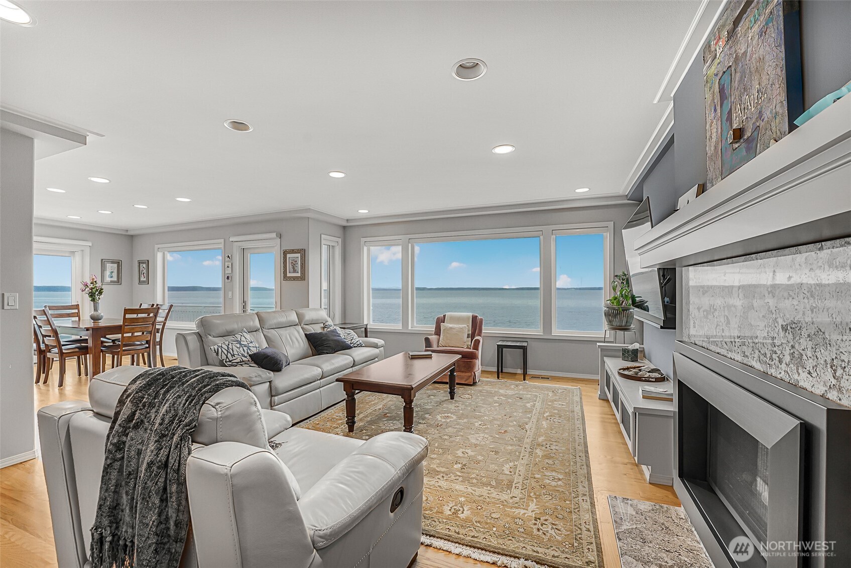 1106 Bayshore Drive Property Photo 4