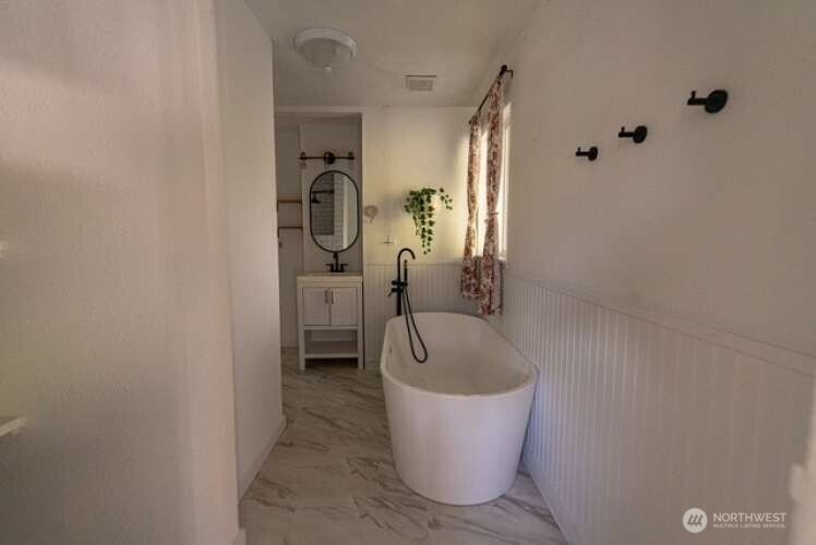 704 Kansas Street Property Photo 21