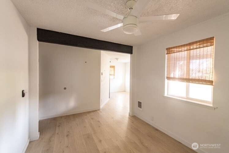 704 Kansas Street Property Photo 25