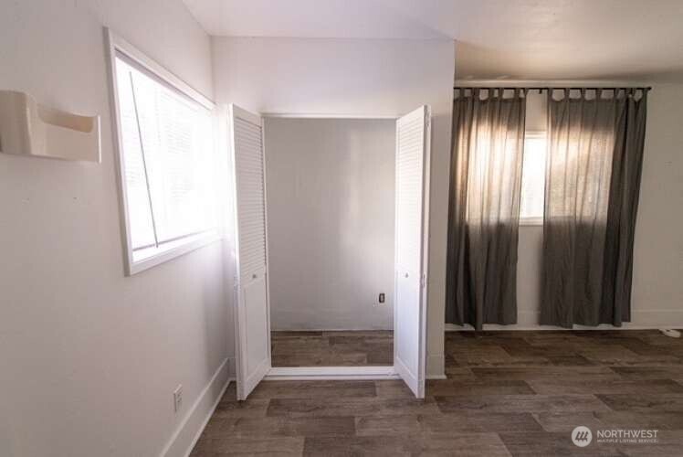 704 Kansas Street Property Photo 29