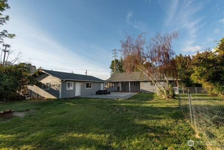 704 Kansas Street Property Photo 32