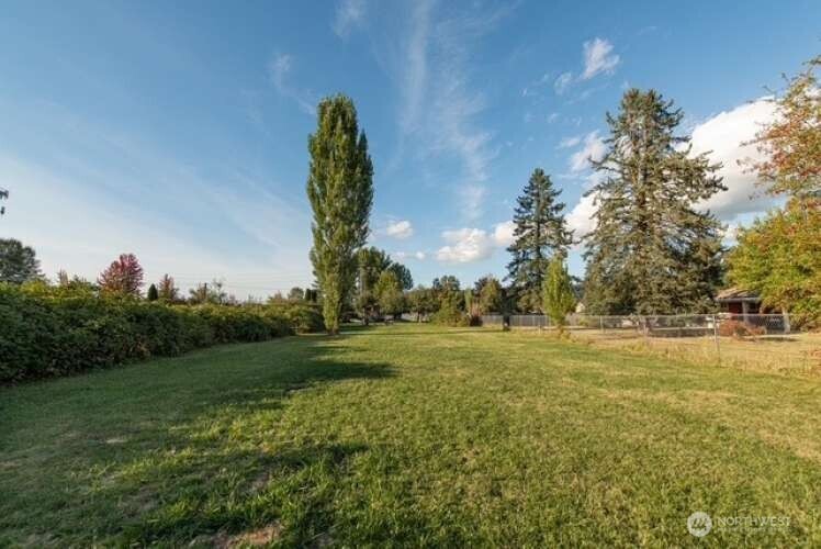 704 Kansas Street Property Photo 34