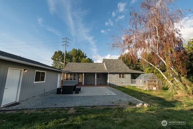704 Kansas Street Property Photo 38