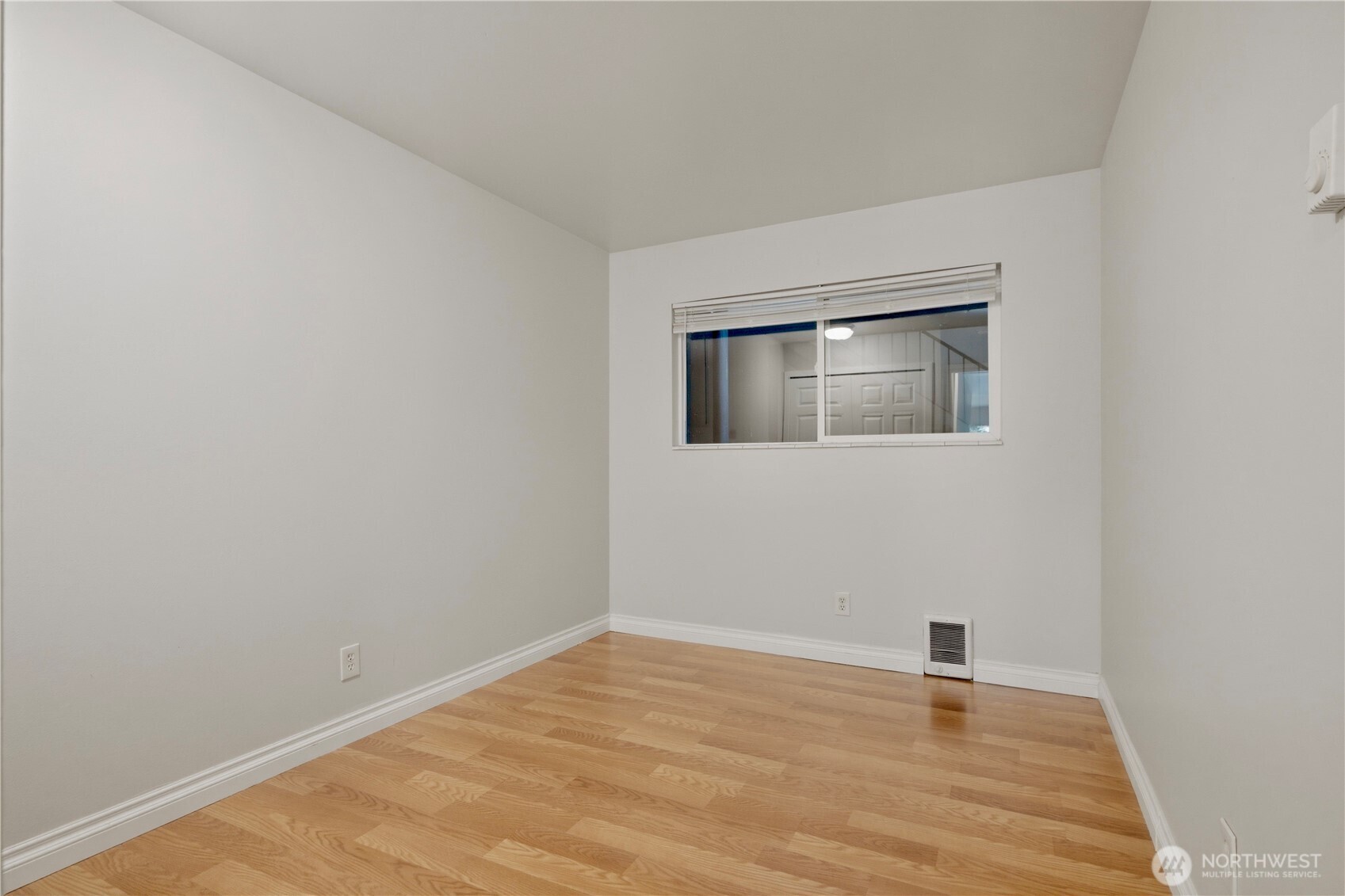 321 Bellevue Way 203 Property Photo 11