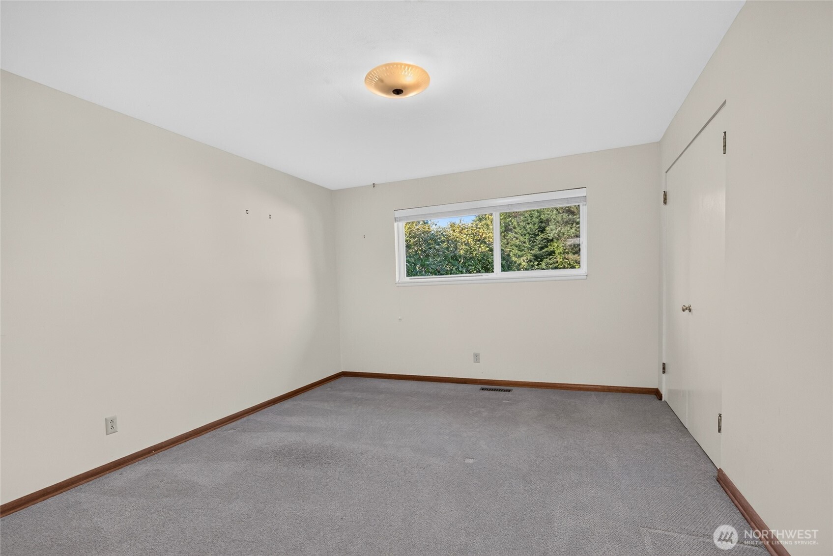 1455 Nw 188th Street Property Photo 14
