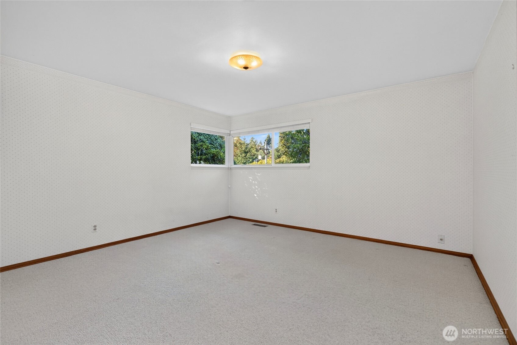 1455 Nw 188th Street Property Photo 15
