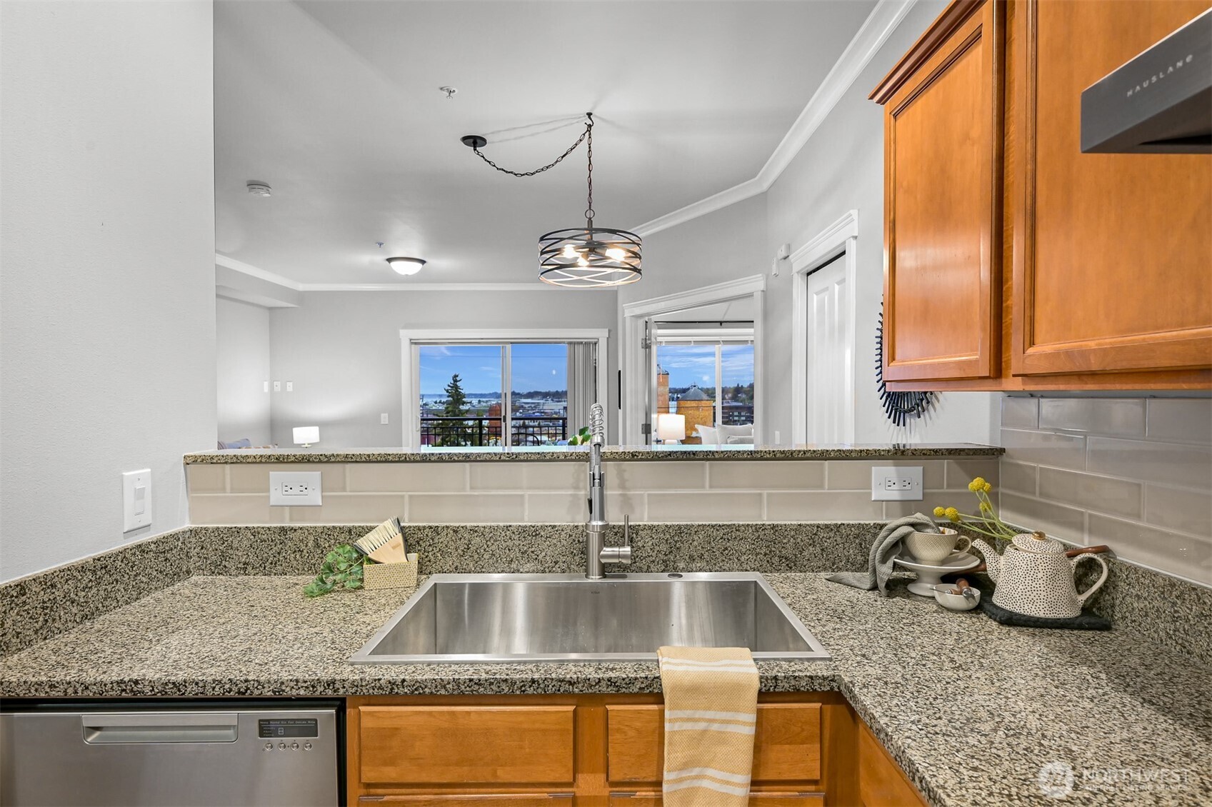 1015 Railroad Avenue 418 Property Photo 17