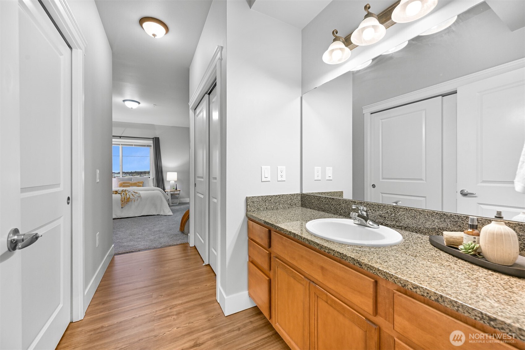1015 Railroad Avenue 418 Property Photo 22