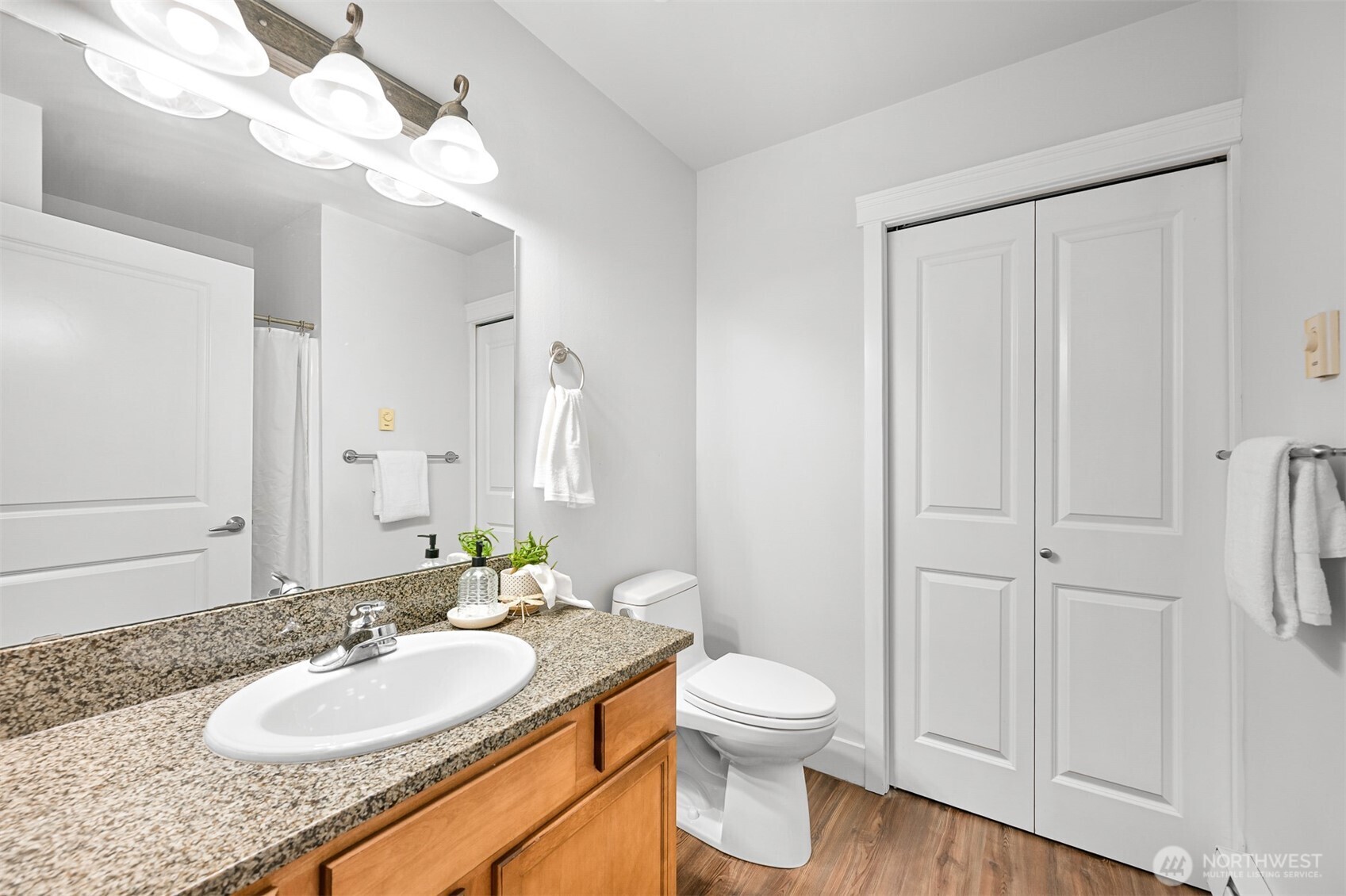1015 Railroad Avenue 418 Property Photo 29