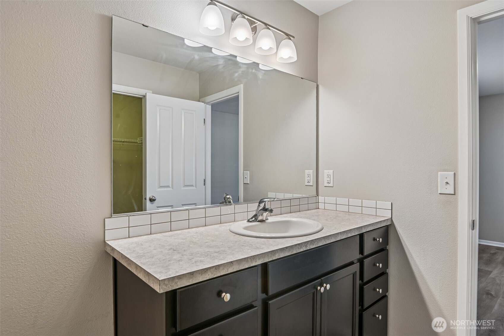 18827 105th Avenue Ct Property Photo 25