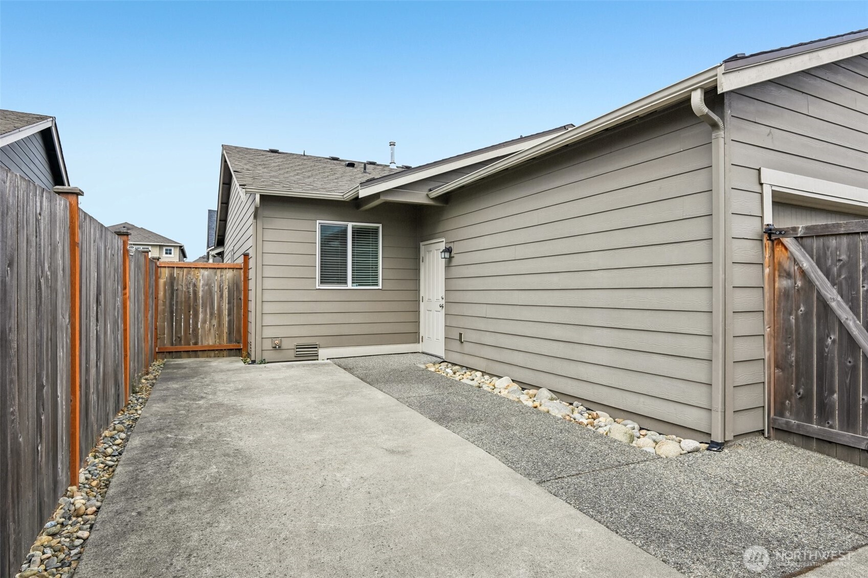 18827 105th Avenue Ct Property Photo 35