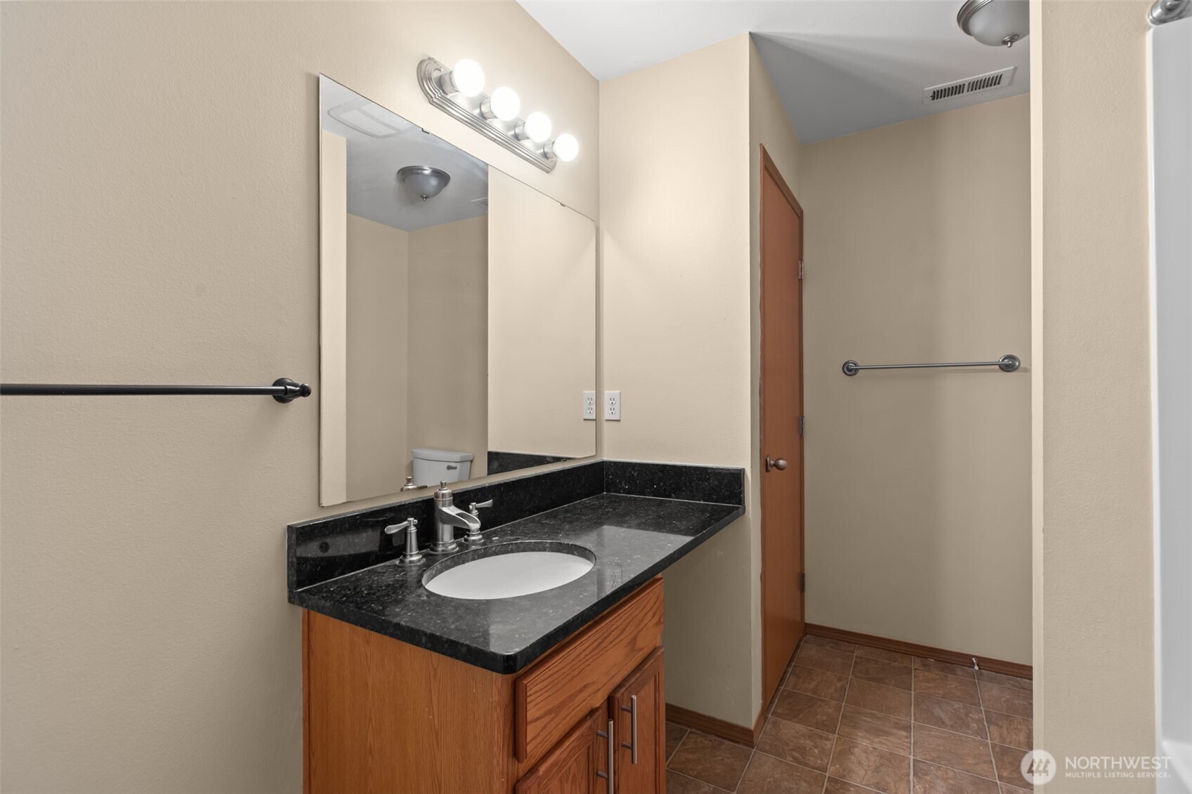 1709 202nd Street Property Photo 23